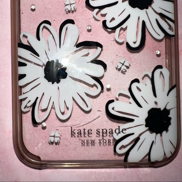Kate Spade Case for iPhone 11 - Picture 3 of 3
